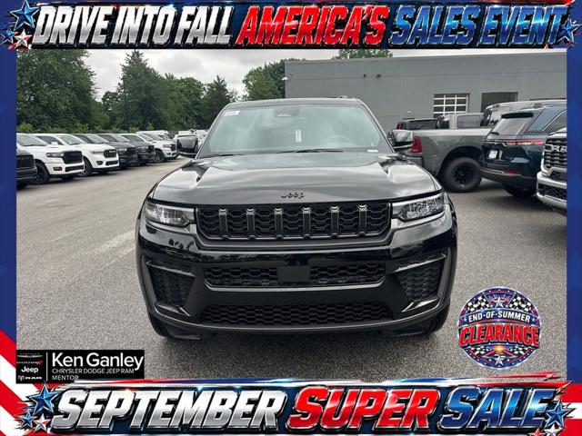 2026 Jeep Grand Cherokee L GRAND CHEROKEE L LAREDO ALTITUDE 4X4