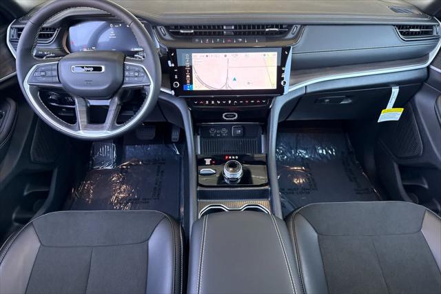 2026 Jeep Grand Cherokee L GRAND CHEROKEE L LAREDO ALTITUDE 4X4 2026 Jeep Grand Cherokee L GRAND CHEROKEE L LAREDO ALTITUDE 4X4
