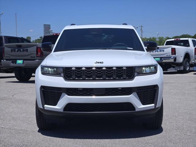 2026 Jeep Grand Cherokee GRAND CHEROKEE L LAREDO ALTITUDE 4X4
