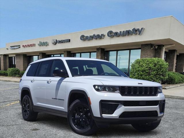 2026 Jeep Grand Cherokee GRAND CHEROKEE L LAREDO ALTITUDE 4X4