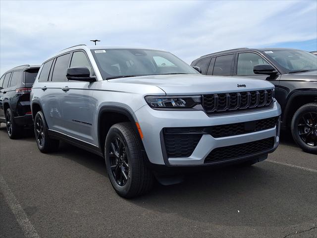 2026 Jeep Grand Cherokee GRAND CHEROKEE L LAREDO ALTITUDE 4X4