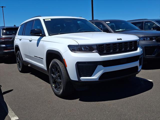2026 Jeep Grand Cherokee GRAND CHEROKEE L LAREDO ALTITUDE 4X4