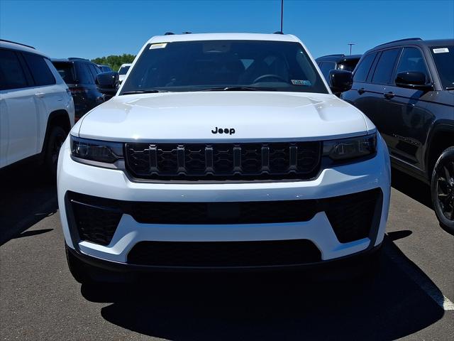 2026 Jeep Grand Cherokee GRAND CHEROKEE L LAREDO ALTITUDE 4X4