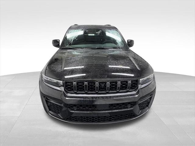2026 Jeep Grand Cherokee GRAND CHEROKEE L LIMITED RESERVE 4X4
