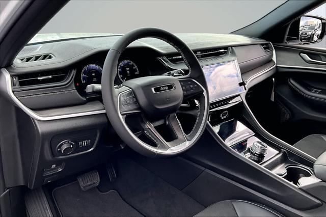 2026 Jeep Grand Cherokee GRAND CHEROKEE L LAREDO ALTITUDE 4X4
