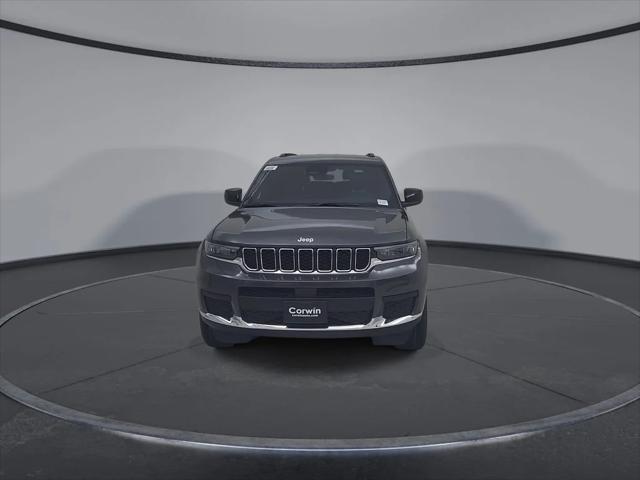 2026 Jeep Grand Cherokee Laredo 4x4