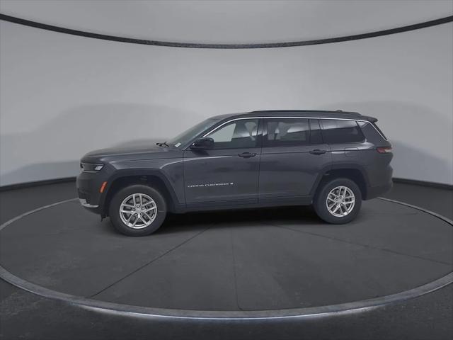 2026 Jeep Grand Cherokee Laredo 4x4