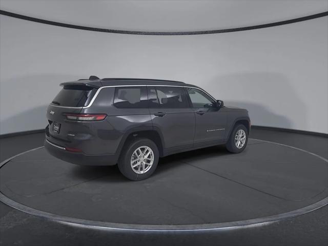 2026 Jeep Grand Cherokee Laredo 4x4