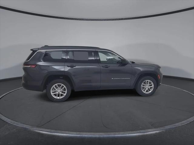2026 Jeep Grand Cherokee Laredo 4x4