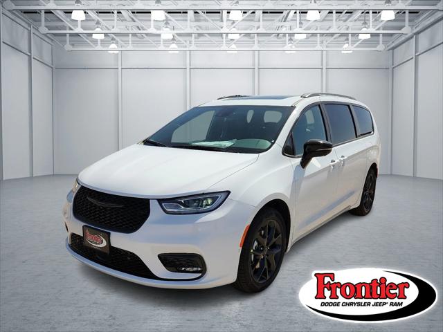 2026 Chrysler Pacifica PACIFICA LIMITED