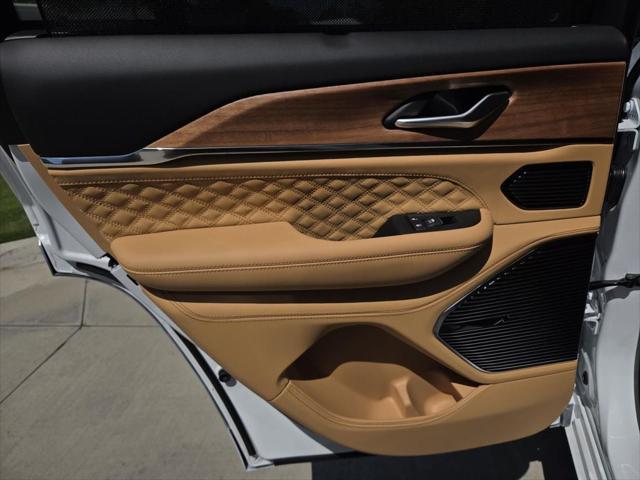 2026 Jeep Grand Cherokee Summit 4x4