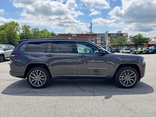 2026 Jeep Grand Cherokee Summit 4x4