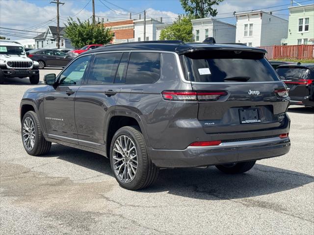 2026 Jeep Grand Cherokee Summit 4x4