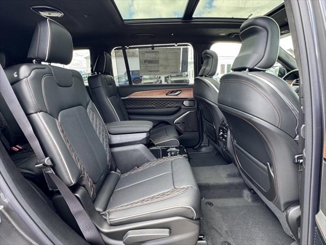 2026 Jeep Grand Cherokee Summit 4x4