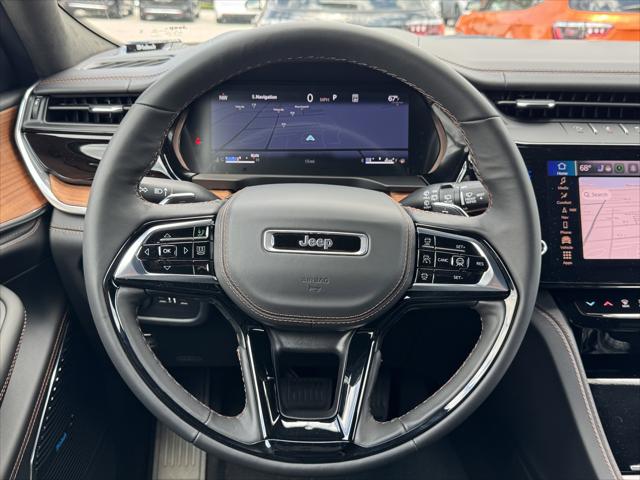 2026 Jeep Grand Cherokee Summit 4x4