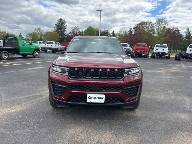 2026 Jeep Grand Cherokee GRAND CHEROKEE L LAREDO ALTITUDE 4X4