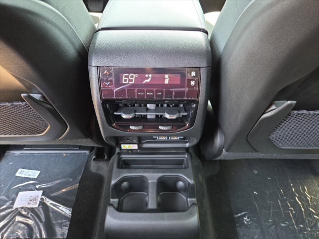 2026 Jeep Grand Cherokee Altitude 4x2