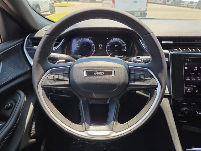 2026 Jeep Grand Cherokee Altitude 4x2