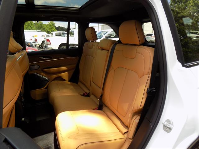 2026 Jeep Grand Cherokee Summit 4x4