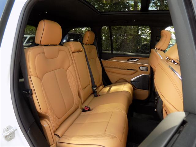 2026 Jeep Grand Cherokee Summit 4x4