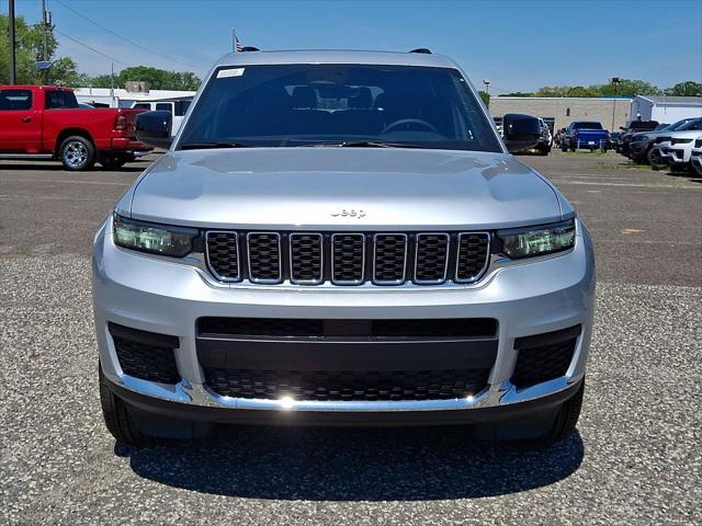 2026 Jeep Grand Cherokee GRAND CHEROKEE L LAREDO X 4X4