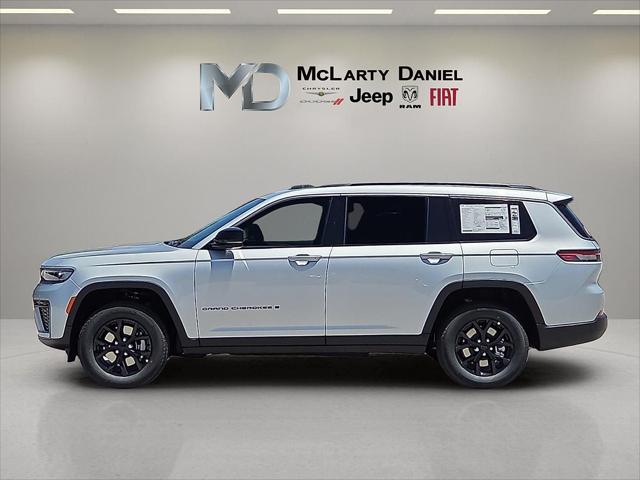 2026 Jeep Grand Cherokee GRAND CHEROKEE L LAREDO ALTITUDE 4X4