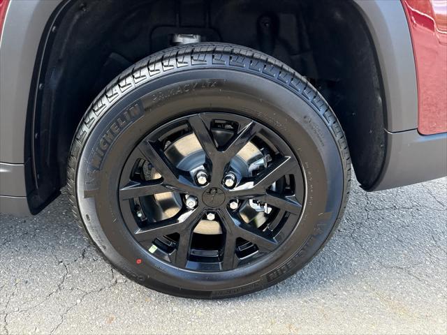 2026 Jeep Grand Cherokee Altitude 4x4