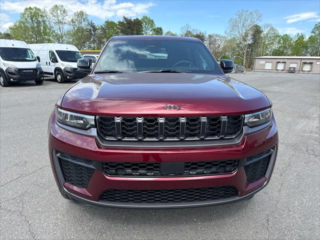 2026 Jeep Grand Cherokee Altitude 4x4