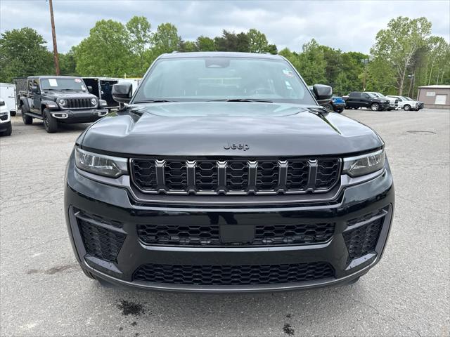 2026 Jeep Grand Cherokee Altitude 4x4