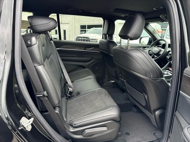 2026 Jeep Grand Cherokee Altitude 4x4