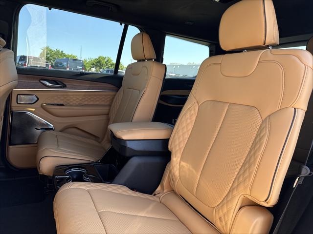 2026 Jeep Grand Cherokee Summit 4x4