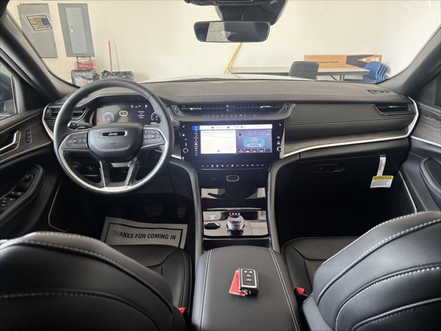 2026 Jeep Grand Cherokee GRAND CHEROKEE L LIMITED 4X4