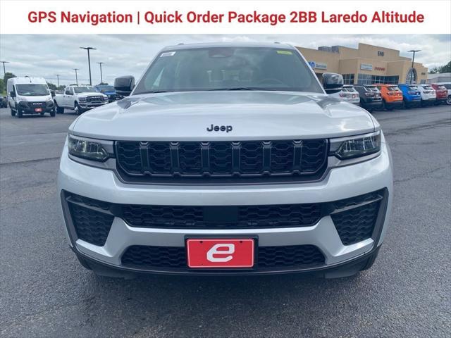 2026 Jeep Grand Cherokee GRAND CHEROKEE L LAREDO ALTITUDE 4X2