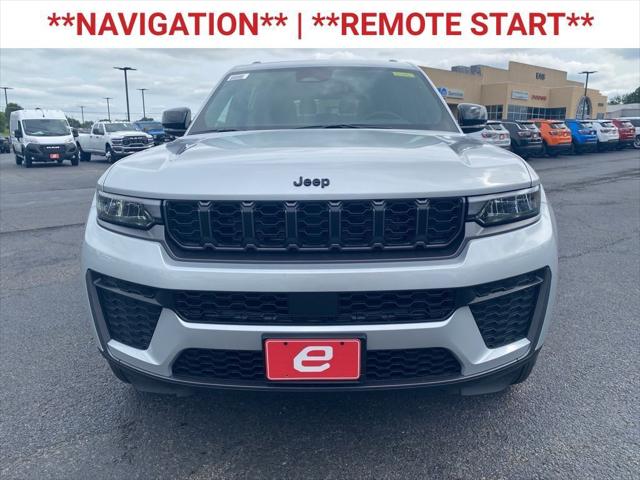 2026 Jeep Grand Cherokee L GRAND CHEROKEE L LAREDO ALTITUDE 4X2