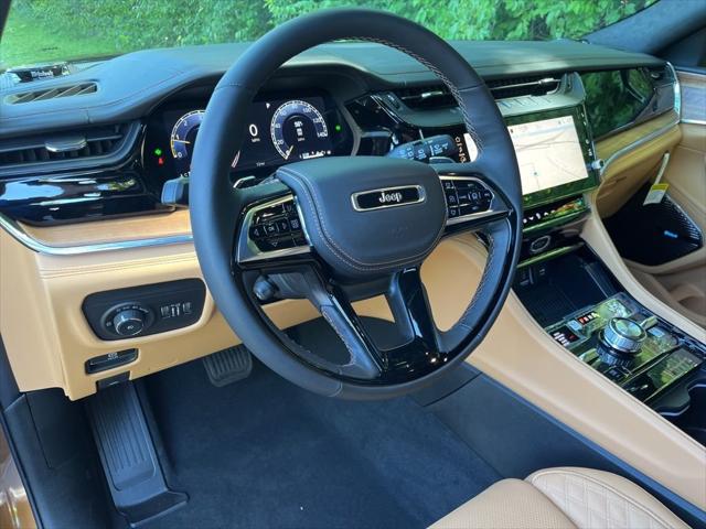 2026 Jeep Grand Cherokee GRAND CHEROKEE L SUMMIT 4X4