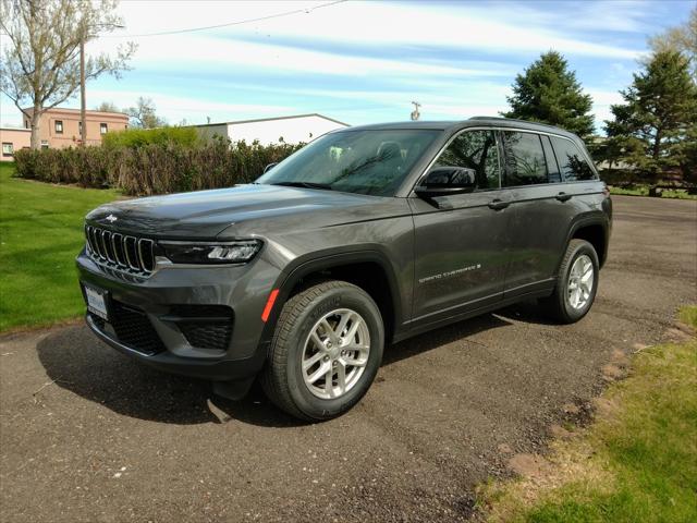 2026 Jeep Grand Cherokee GRAND CHEROKEE LAREDO X 4X4