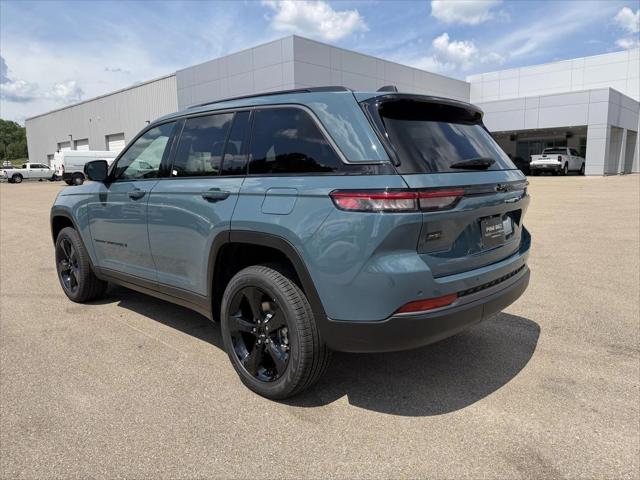 2026 Jeep Grand Cherokee Limited 4x2