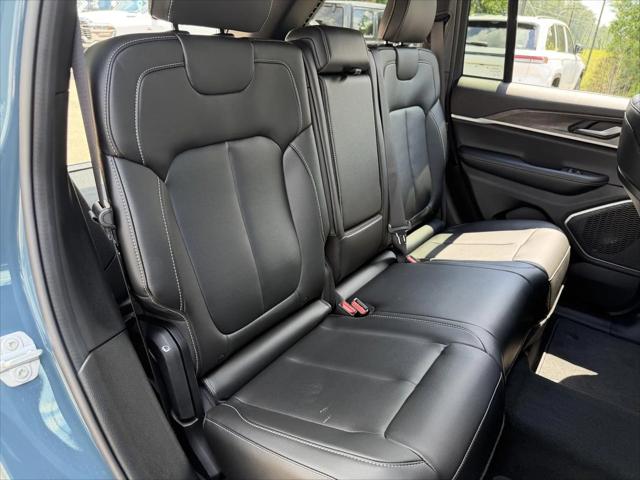 2026 Jeep Grand Cherokee Limited 4x2