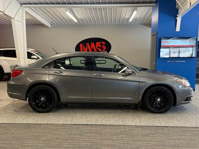 2012 Chrysler 200 Limited