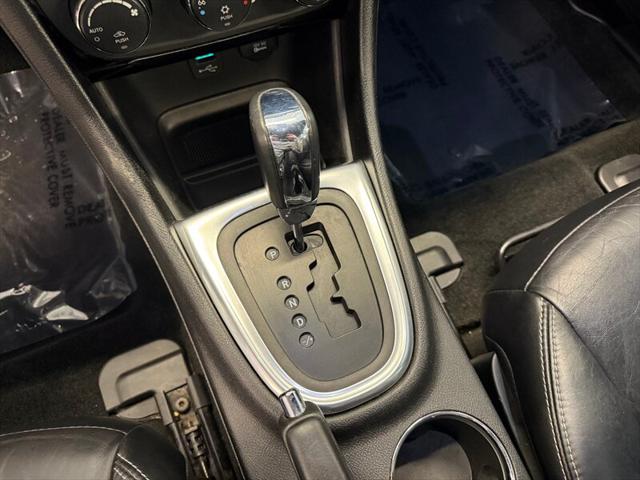 2012 Chrysler 200 Limited