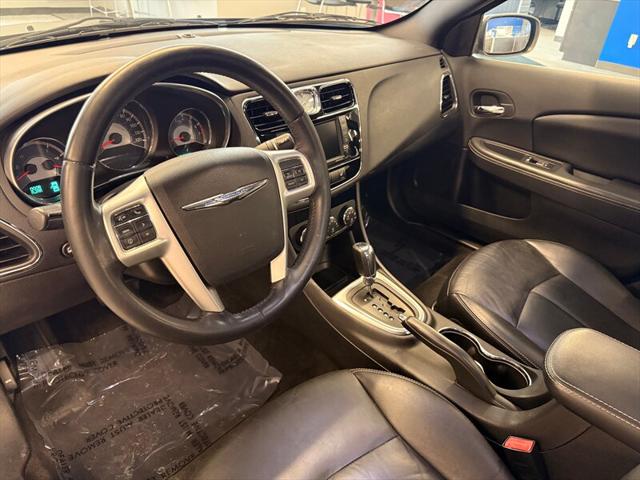 2012 Chrysler 200 Limited