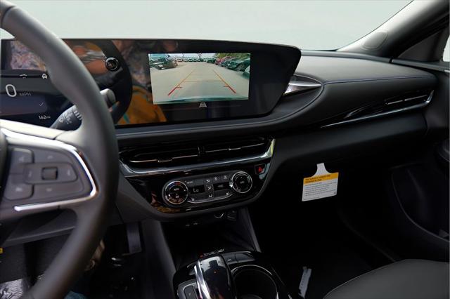 2026 Buick NV Sport Touring FWD