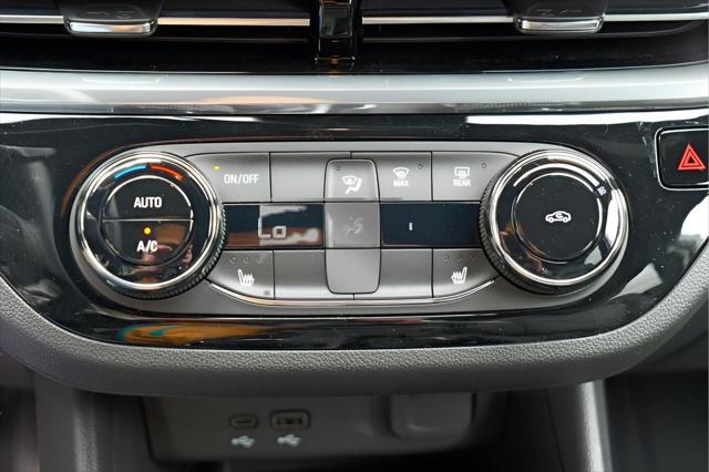 2026 Buick NV Sport Touring FWD
