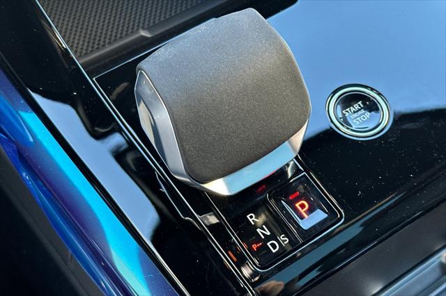 2026 Land Rover Range Rover Sport P360 SE