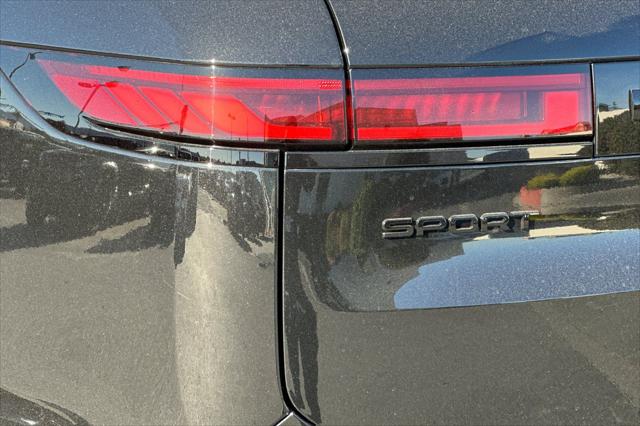 2026 Land Rover Range Rover Sport P360 SE