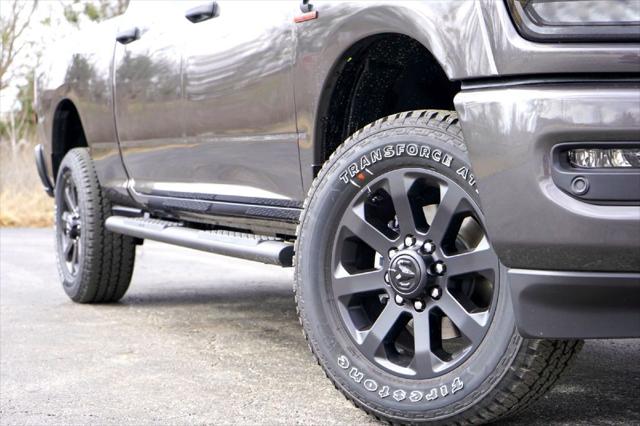 2026 RAM Ram 2500 RAM 2500 BLACK EXPRESS CREW CAB 4X4 64 BOX