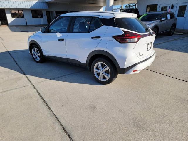 2021 Nissan Kicks S Xtronic CVT