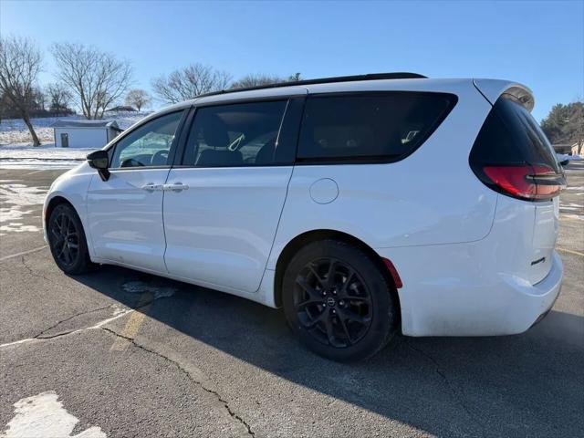 2025 Chrysler Pacifica Limited