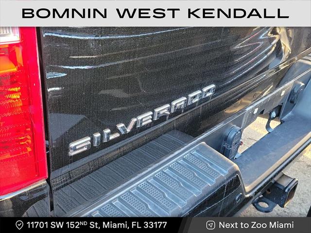 2025 Chevrolet Silverado 2500HD 4WD Crew Cab Standard Bed Custom