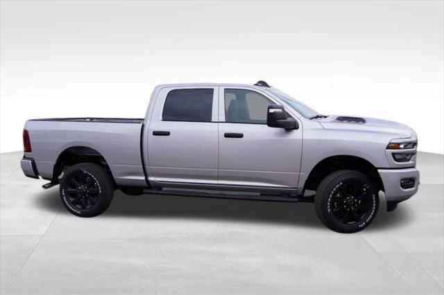 2026 RAM Ram 2500 RAM 2500 BLACK EXPRESS CREW CAB 4X4 64 BOX